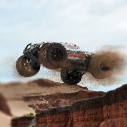 Radio-ohjattava maastoauto mittakaava 1:14 nelivetoinen 38 km/h 2 akkua sopii yli 8-vuotiaille