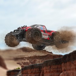 Kauko-ohjattava 1:18-mittakaavainen nelivetoinen maastoauto 36 km/h IPX4 2 akkua 8+-vuotiaille