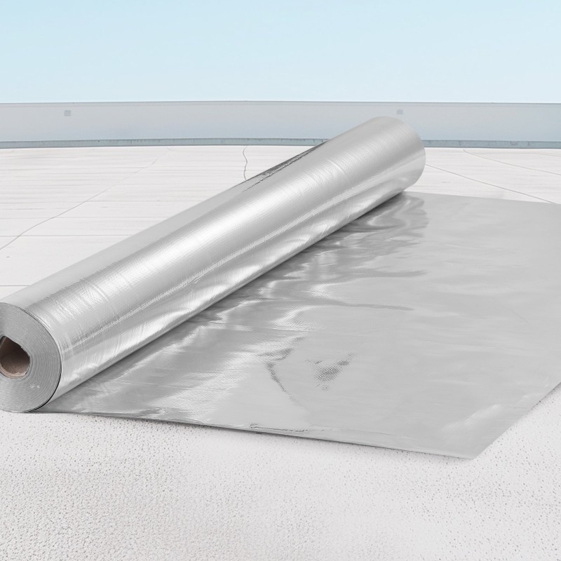 Heijastava eristerulla kaksipuolinen alumiinifolio ja PE-kudottu 6,5 mil 1220 mm 76,2 m