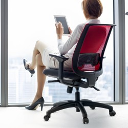 Toimistotuolin viisijalkainen jalkaristikko 710 mm halkaisija 1134 kg kantavuus 100 mm iskunpituus