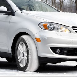 Lumisukat renkaisiin polyesterikuituiset suuret elastisilla hihnoilla kaksi talviajoon