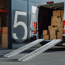 Alumiininen lastausramppisarja 274,3 x 38,1 cm 2 kpl 4535,9 kg