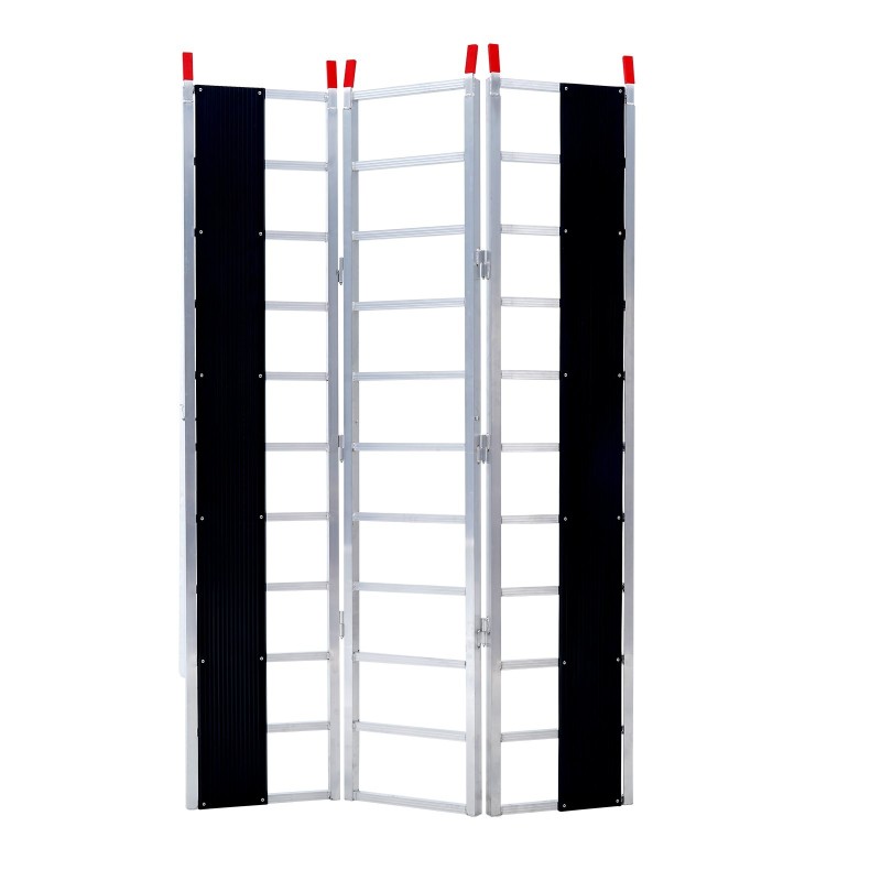Kolmiosainen alumiiniseosramppi 2160x1375 mm taittuva 680 kg kantavuus mönkijöille ja ruohonleikkureille