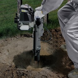 Paalutuskone bensiinikäyttöinen 4-tahti 37,7 cm3 1 kW 55 ja 70 mm lyöntihylsyt