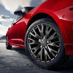 Vanteen suojakapselit 16 tuumaa ABS PC komposiitti napsahtava kiinnitys venttiilin reiällä