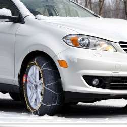 Lumiketjut mangaaniseosterästä 2 kpl useille rengaskoille henkilöautoihin katumaastureihin pickupeihin kuorma-autoihin