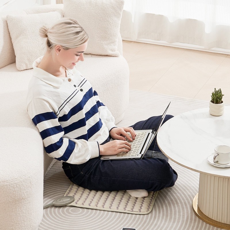 Kaukoinfrapunalämpötyyny ametistikivillä 46 x 46 senttimetriä selälle