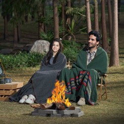 Villasekoitepeitto 1,62x2,23m 80-prosenttinen villasekoite esipesty liekinesto retkeilyyn