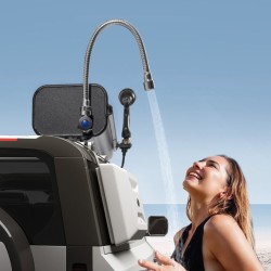 Alumiininen vesitankki 26,5 L paineistettava kattotelineisiin T-uralla roiskesuojilla ja teleskooppiletkulla