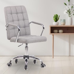 Ergonominen toimistotuoli moderniin työympäristöön säädettävällä korkeudella ja käsinojilla