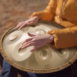 Handpan-rumpu hiiliteräs 22 tuumaa 10 säveltä D-molli 432 Hz