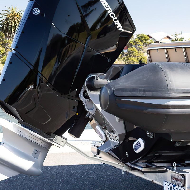 Säädettävä peräsuojatuki venetrailereihin galvanoitu metallirunko 600–1498 mm alle 150 hv