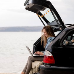 Sähköinen takaluukun tukivarsi vasen ja oikea 2 kpl 450N Seat Ateca 2016–2023