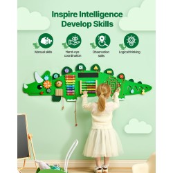 Seinäaktiviteettipaneeli MDF-rakenteinen 1525 x 445 mm dinosaurusaiheinen 11 aktiviteettia 3–12-vuotiaille