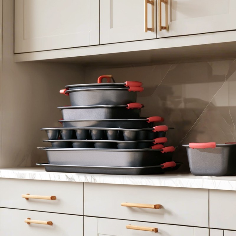 Uunivuokasetti 10-osainen hiiliteräksinen tarttumattomalla Teflon-pinnoitteella 7 suorakulmaista ja 3 pyöreää vuokaa