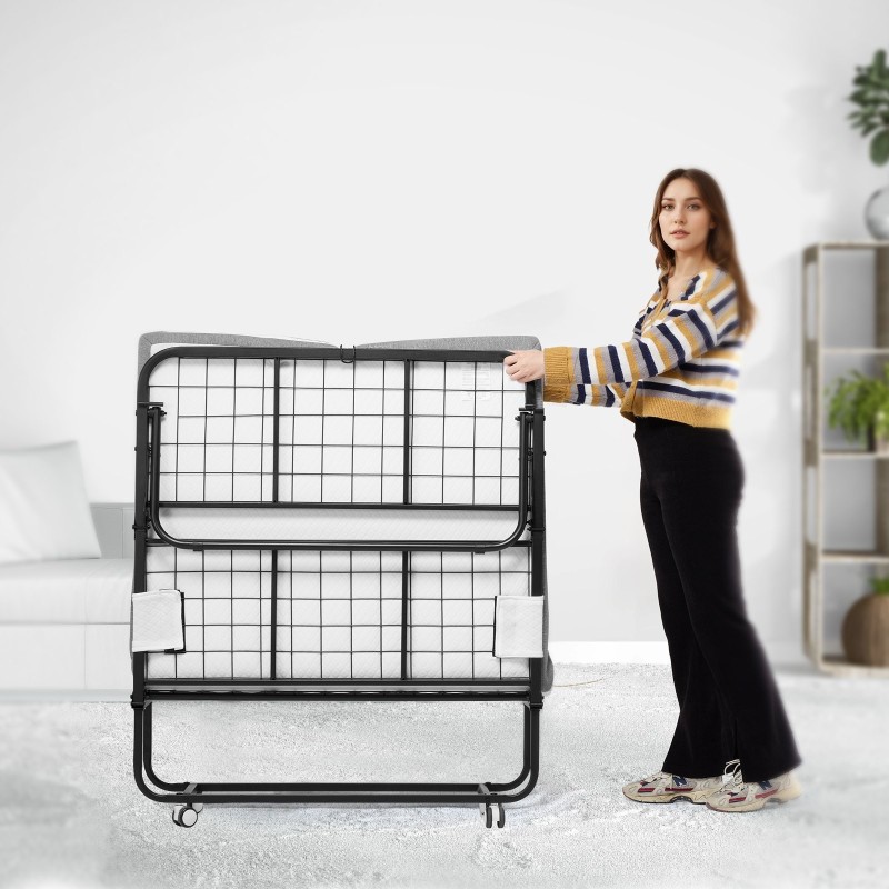 Taitettava vierassänky metallirungolla vaahtomuovipatjalla 98x190 cm lukittavat pyörät