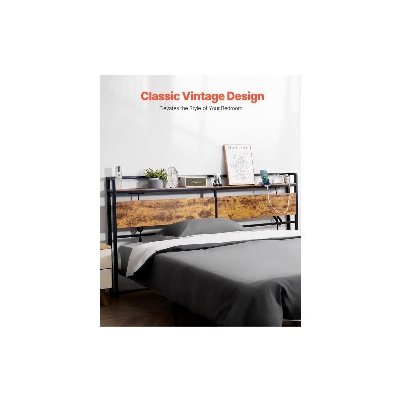 Sängynpääty leveälle sängylle ruskeat puupaneelit mustalla metallirungolla integroidulla virtapaneelilla