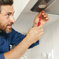 Eristetty 6-osainen ruuvimeisselisarja 1000V magneettikärjillä ja laukulla