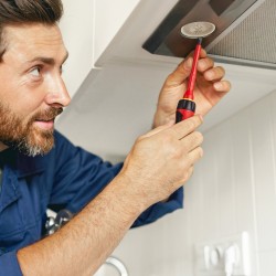 Eristetty 13-osainen ruuvimeisselisarja 1000V magneettikärjet ergonomiset kahvat kompakti kotelo