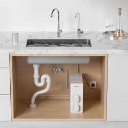 Säiliötön käänteisosmoosijärjestelmä altaan alle kahdeksanvaiheinen suodatus 2,1 litraa minuutissa