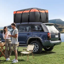 Kattolaukku 23 kuutiojalkaa 840D PVC-materiaali vedenpitävä musta ja oranssi lukolla