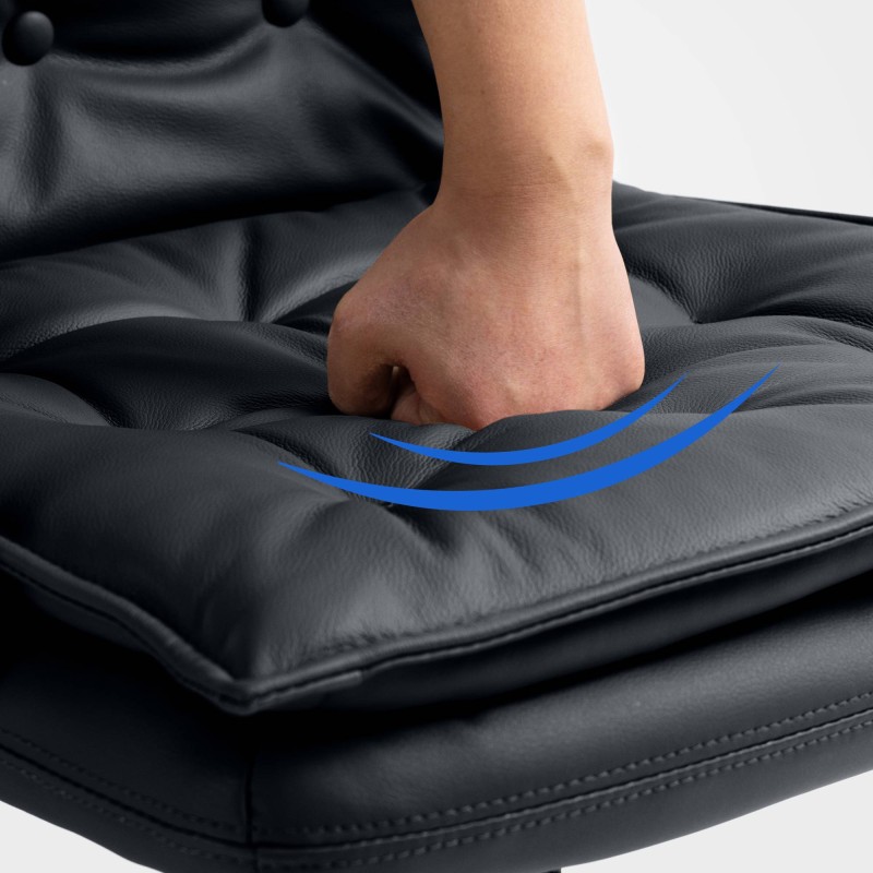 Tyylikäs nahkainen toimistotuoli säädettävällä korkeudella ja keinumekanismilla