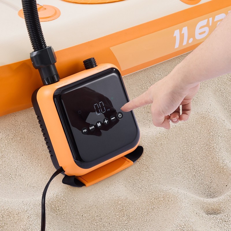 Sähköpumppu SUP-laudoille 12 voltin 6 esiasetusta kompaktilla kantorepulla