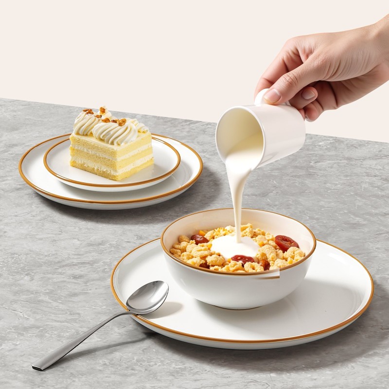 Keramiikkainen 32-osainen astiasetti 8 hengelle norsunluun sävy astianpesukone- ja mikroaaltouunikestävä