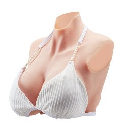 Rintapanssari silikonista valmistettu koko K vaalea ihonsävy cosplay ja drag esiintymisiin