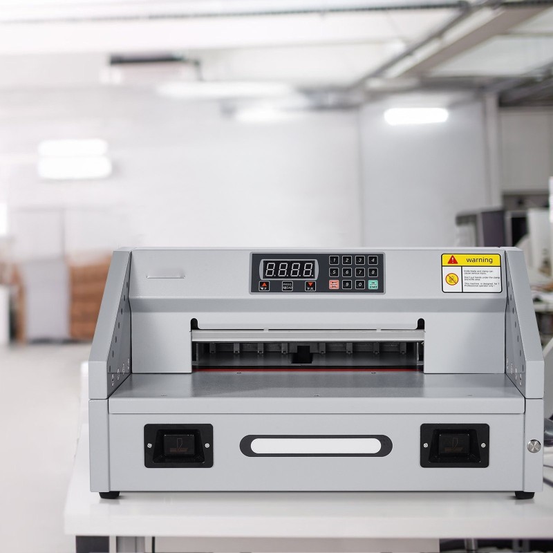 Varaterä sähköiseen paperileikkuriin työkaluteräksestä 585 x 44 x 6 mm E330D E330S