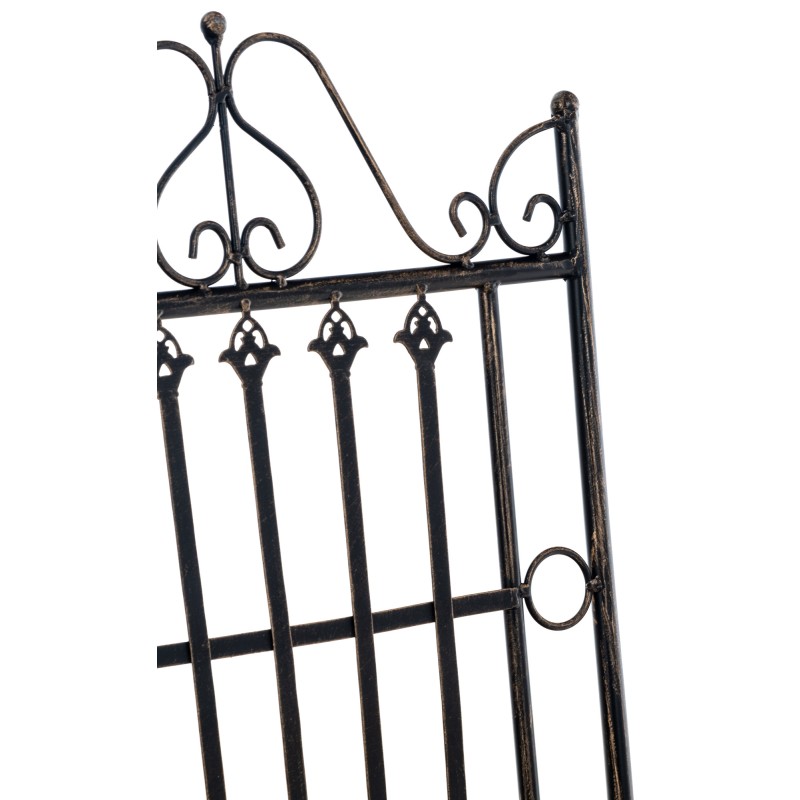 Nostalginen taittuva rautainen puutarhatuoli antiikkipatinalla