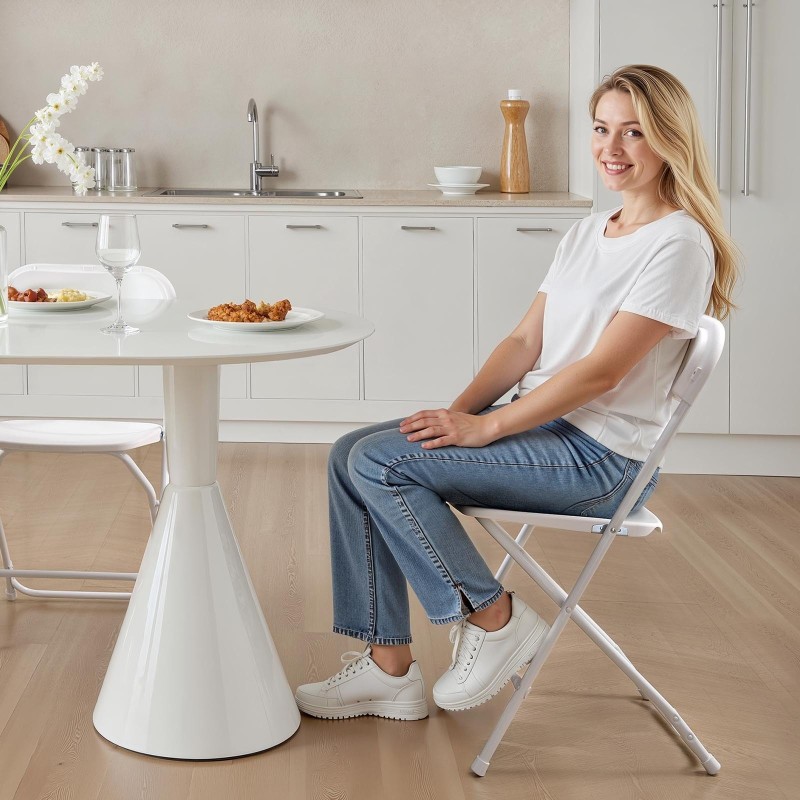 Kokoontaitettavat rautaputkirunkoiset tuolit PP-istuimilla 4 kpl valkoinen