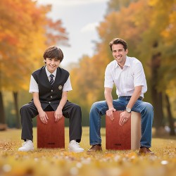 Cajon-rumpu mahonki- ja poppelirungolla koivupaneelilla pyöreällä ääniaukolla kitarakielillä kuljetuspussilla