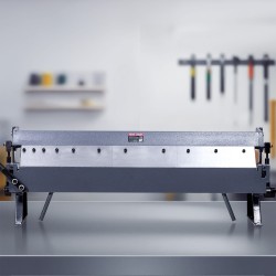 Levyjarru 36 tuumaa pöytään kiinnitettävä 1,5 mm taivutuksiin 6 irrotettavaa sormea