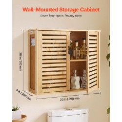 Seinäkaappi kahdella ovella ja säädettävällä kolmitasoisella hyllyllä kylpyhuoneeseen