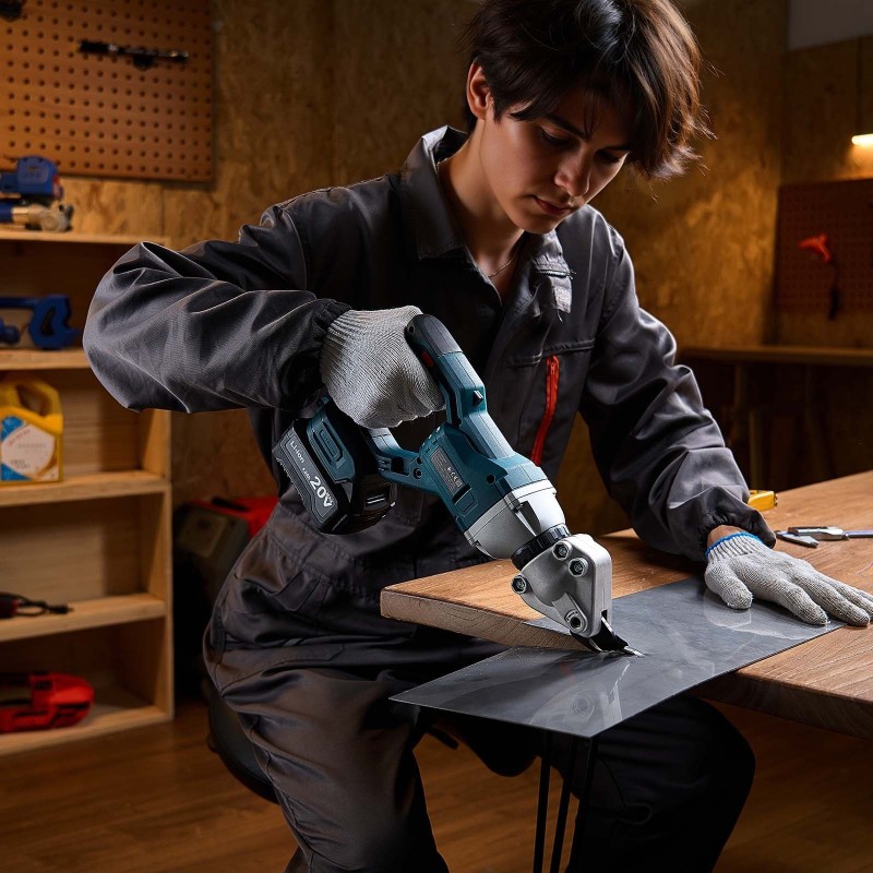 Akkukäyttöinen metallileikkuri 20 V 400 W 360 asteen karkaistut terät