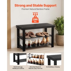 Bambuinen kolmitasoinen kenkätelinepenkki istuinosalla musta kahdella säilytyshyllyllä