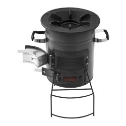 Kannettava rakettiuuni teräsrunko ruostumaton sisäkammio kantolaukulla puilla ja grillihiilillä