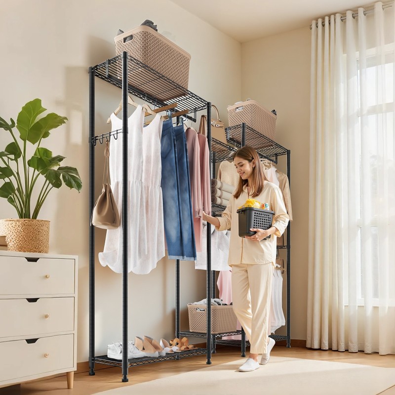 Vaateräkki hiiliteräsrunko seitsemän säädettävää hyllytasoa neljä vaatetankoa musta