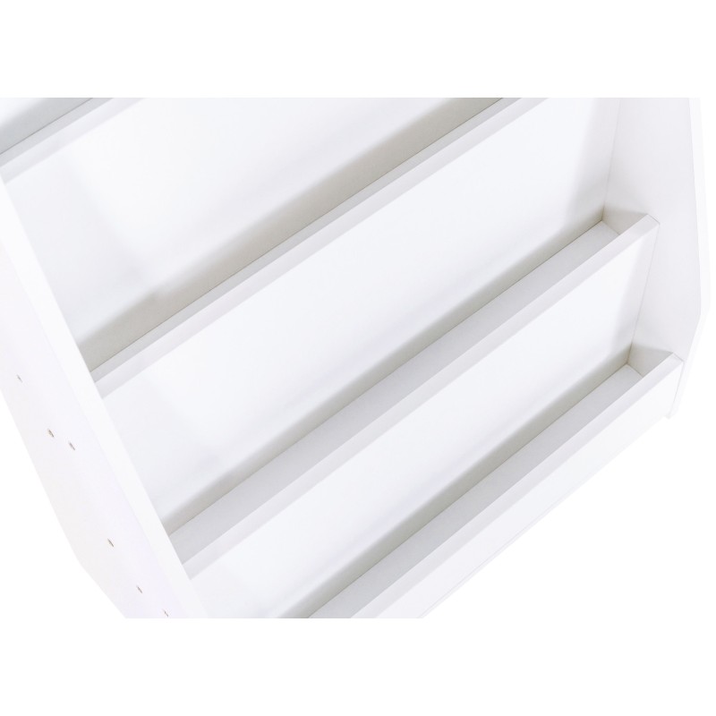 Ajaton lastenhuoneen kirjahylly neljällä näyttöhyllyllä, trapetsimuotoinen