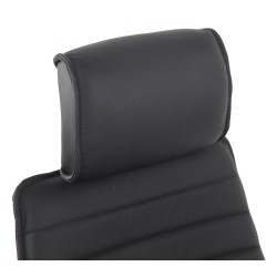 Laadukas nahkainen toimistotuoli säädettävällä korkeudella ja keinumekanismilla