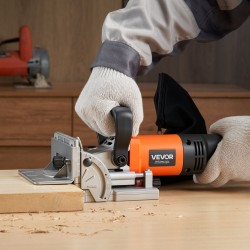 Lamellijyrsin 760 watin moottorilla kuusi syvyysasetusta kovametalliterällä pölypussilla huonekalujen liitoksiin