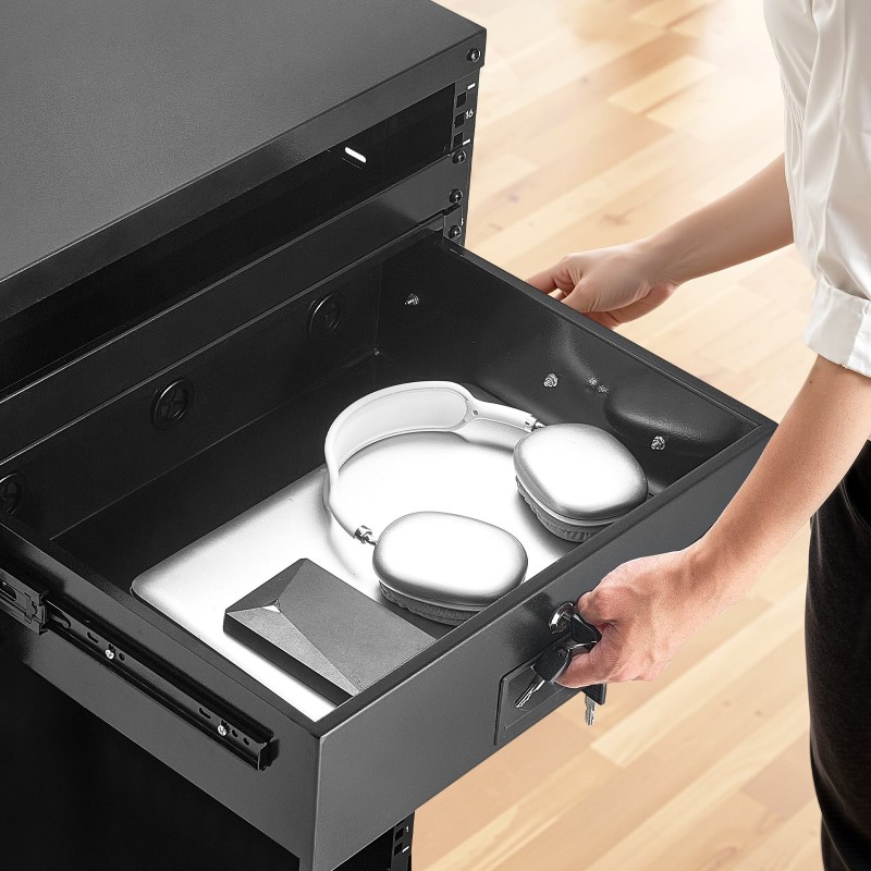 Lukittava vetolaatikko 3U hiiliteräksestä 19-tuumaisiin räkkeihin