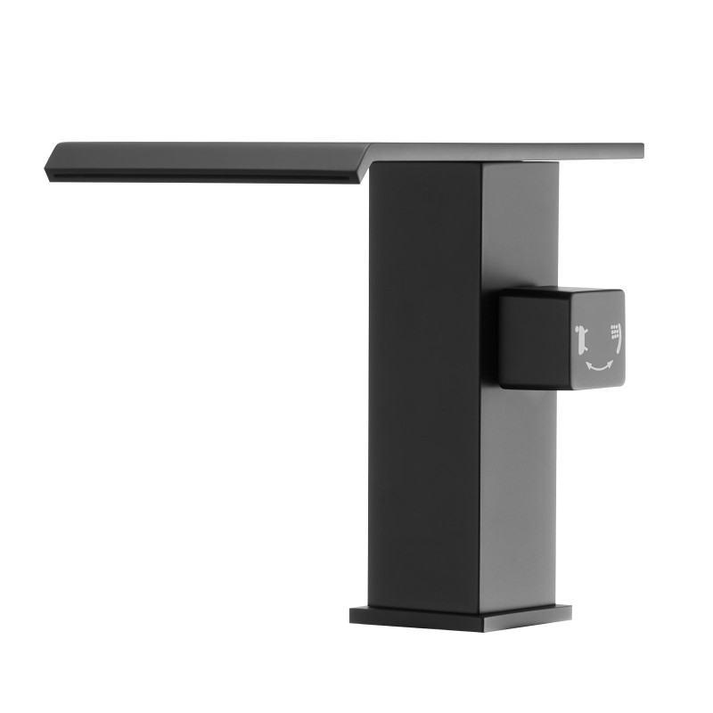 Kolmereikäinen mattamusta ammehana ruostumaton teräs vesiputous käsisuihku yhden vivun ohjaus