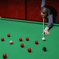 Snookermaila 57-tuumainen sata prosenttia massiivipuuta nahkakärki kaksiosainen kotelo mukana