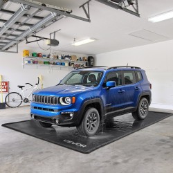 Autotallimatto PVC-muovinen 2,4 x 4,9 m korotetulla reunalla mukana lastaharja