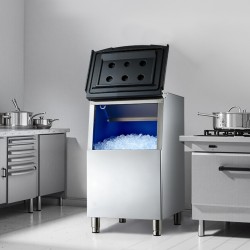 Kaupallinen jääsäiliö sata kolmetoista kilogramman kapasiteetilla ruostumatonta terästä ammattikeittiöille