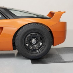 Reunalistasarja PP-muovia musta 15 kpl 305 x 60 mm autotallilaattoihin