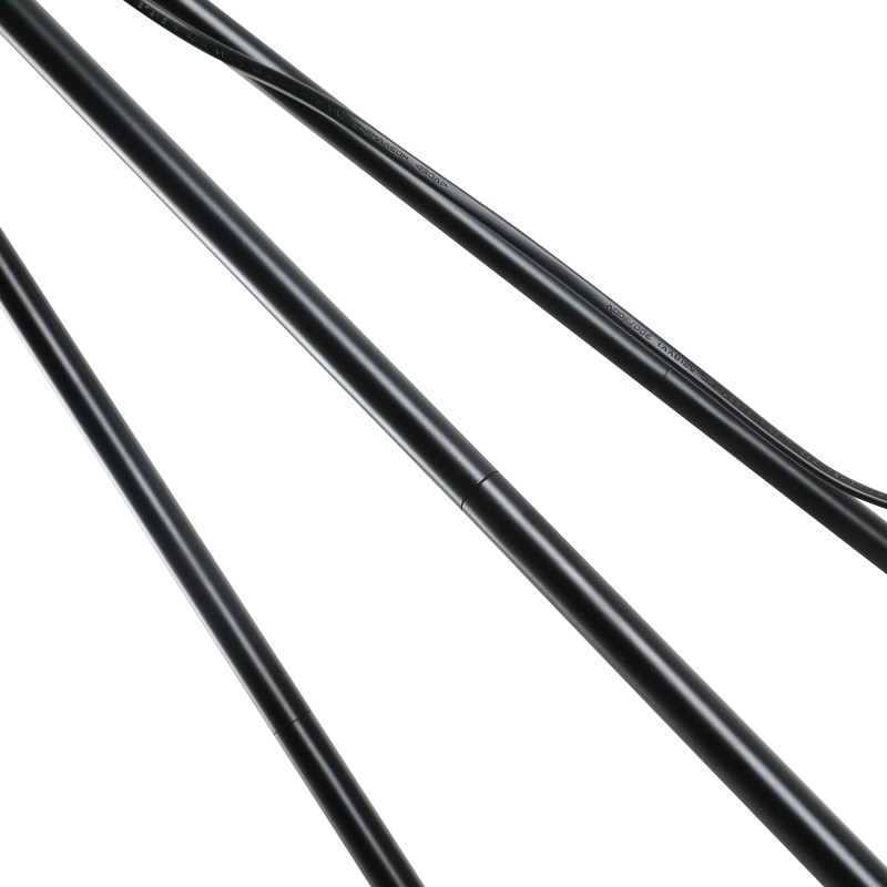 Jalkavalaisin kolmijalkainen musta runko ja valkoinen polyesteri-puuvilla varjostin E27 37x152 cm