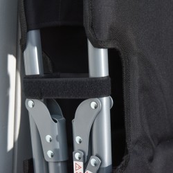 Retkisänky taitettava camping-petikate tyynyllä 183 x 66 x 33 cm musta/hopea